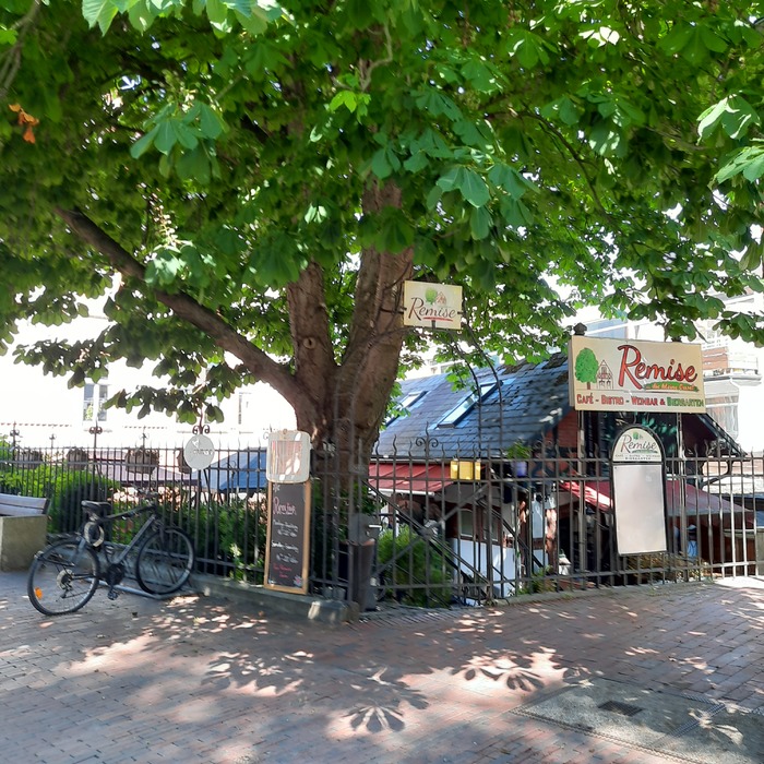 Remise Café und Weinstube · Untere Dingstätte · Pinneberg | Bild 1/1 · Foto: Stadtmarkting 