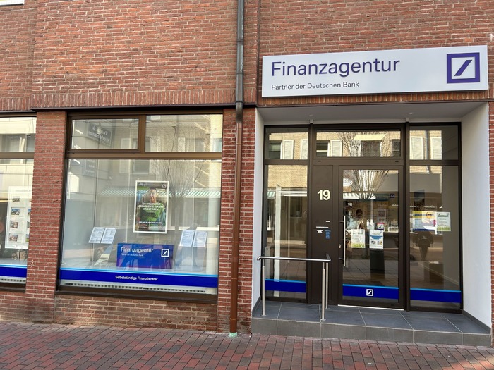 Deutsche Bank Finanzagentur Pinneberg · Dingstätte · Pinneberg | Bild 1/1